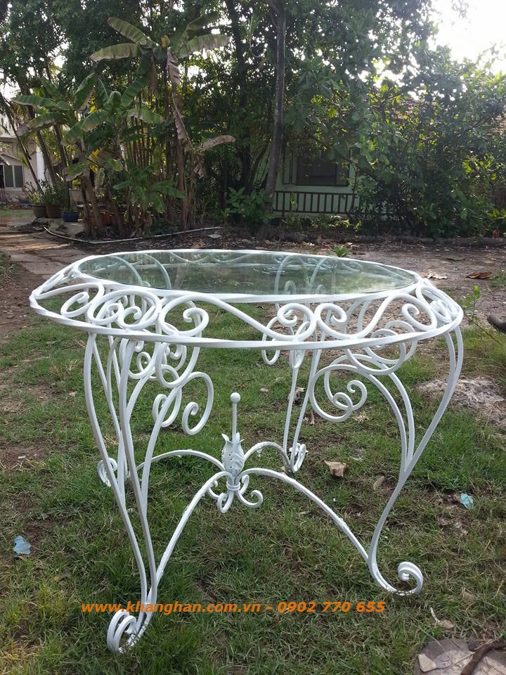 Bàn sắt mỹ thuật đẹp KH15-B001 Bàn sắt mỹ thuật đẹp KH15-B001