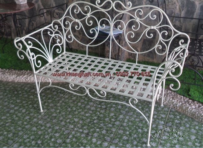 Mẫu ghế dài sắt rèn mỹ thuật uốn đầu sò đẹp, sang trọng KH14-G003.1 Mẫu ghế dài sắt rèn mỹ thuật uốn đầu sò đẹp, sang trọng KH14-G003.1