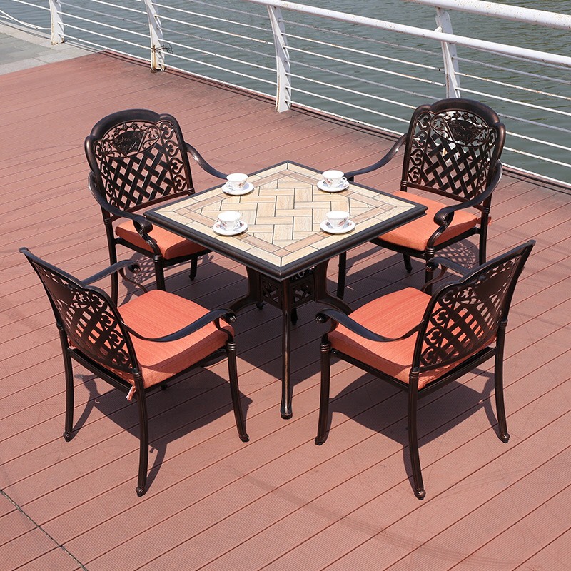 Mẫu bàn ghế nhôm đúc  KH23-B03.4G01 sơn tĩnh điện kiểu tân cổ điển Mẫu bàn ghế nhôm đúc  KH23-B03.4G01 sơn tĩnh điện kiểu tân cổ điển