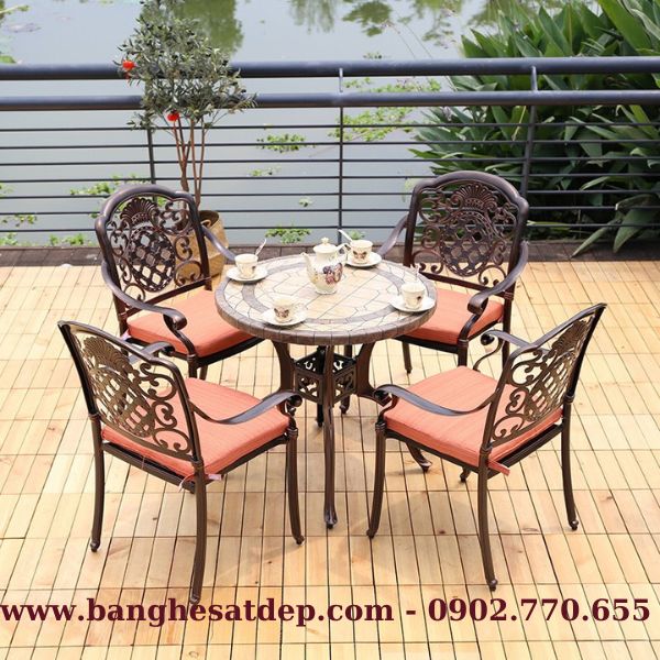 Mẫu bàn tròn mặt gốm nhôm đúc sơn tĩnh điện phong cách Bistro tân cổ điển KH23-B29.4G11 Mẫu bàn tròn mặt gốm nhôm đúc sơn tĩnh điện phong cách Bistro tân cổ điển KH23-B29.4G11