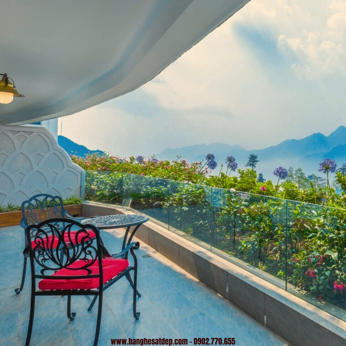 Bàn ghế sắt cắt CNC mỹ thuật Bàn ghế sắt cắt CNC mỹ thuật