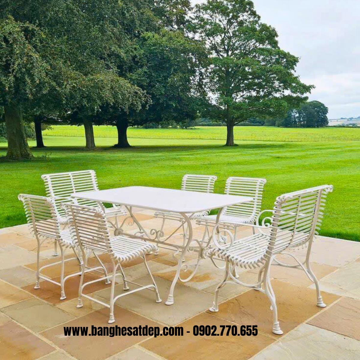 Bàn ghế sắt ngoài trời Bàn ghế sắt ngoài trời