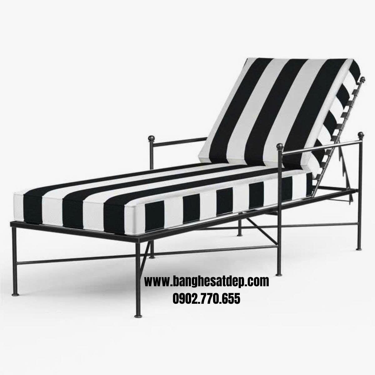 Ghế hồ bơi bằng sắt KH26-GHB01 Ghế hồ bơi bằng sắt KH26-GHB01