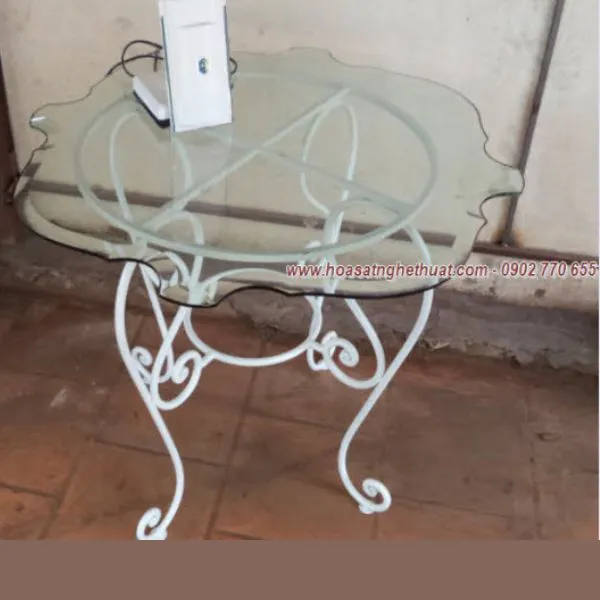 Beautiful style curling iron table art