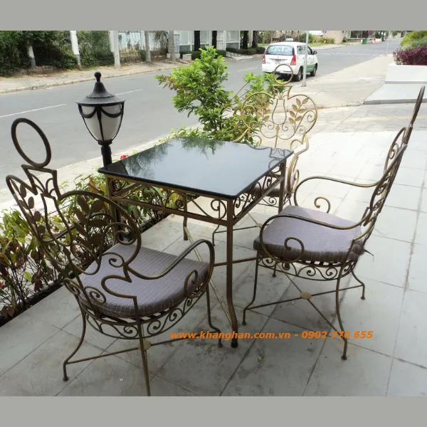 BÀN GHẾ SẮT MỸ THUẬT KH15-BG007
