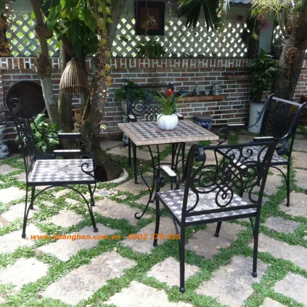 BÀN GHẾ SẮT MỸ THUẬT KH15-BG008