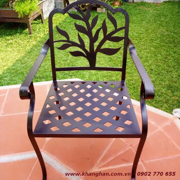 BÀN GHẾ SẮT MỸ THUẬT