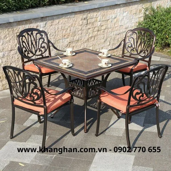 BỘ BÀN VUÔNG MẶT GỐM 4 GHẾ SÂN VƯỜN BẰNG NHÔM ĐÚC
