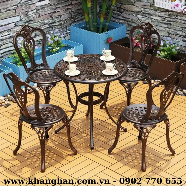 BỘ BÀN TRÒN 4 GHẾ  SÂN VƯỜN NHÔM ĐÚC