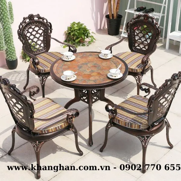 BỘ BÀN TRÒN 4 GHẾ BẰNG NHÔM ĐÚC NHẬP KHẨU