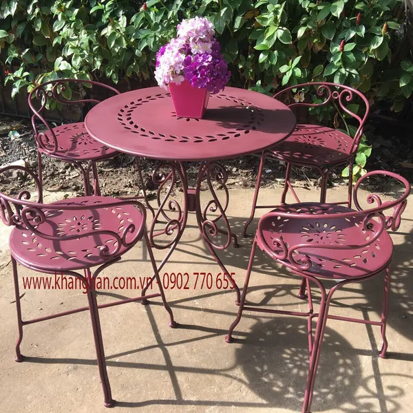 Where to buy iron garden furniture in Ho Chi Minh City