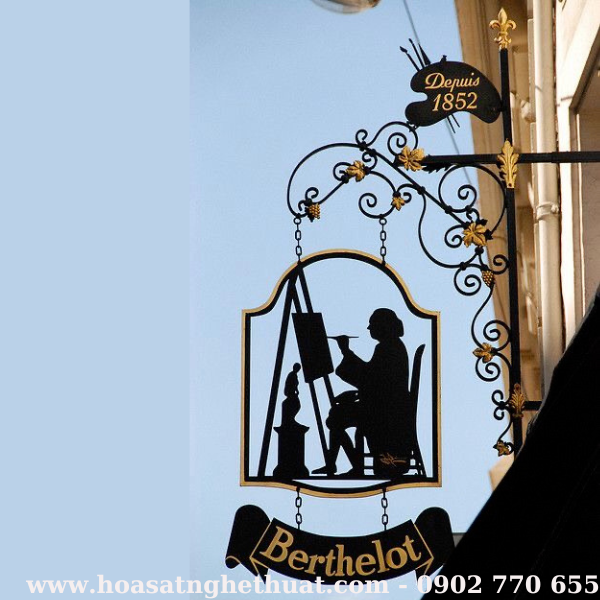 Kỳ quan sắt rèn trong khu vườn cổ tích mang phong cách Châu Âu hiện đại Kỳ quan sắt rèn trong khu vườn cổ tích mang phong cách Châu Âu hiện đại