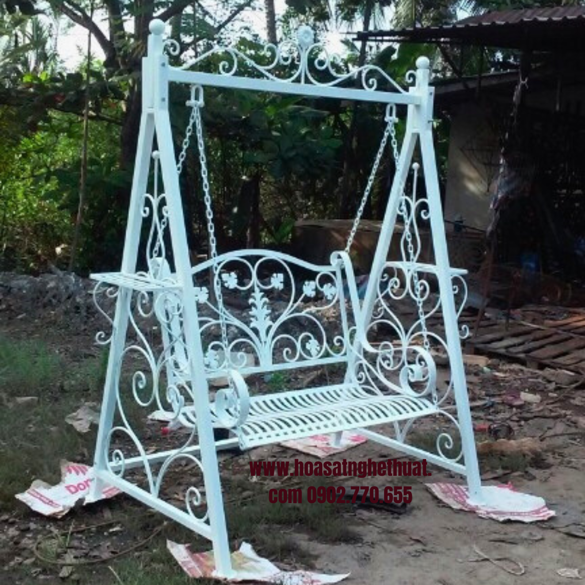 Ghế xích đu bằng sắt uốn mỹ thuật KH-XD022 Ghế xích đu bằng sắt uốn mỹ thuật KH-XD022