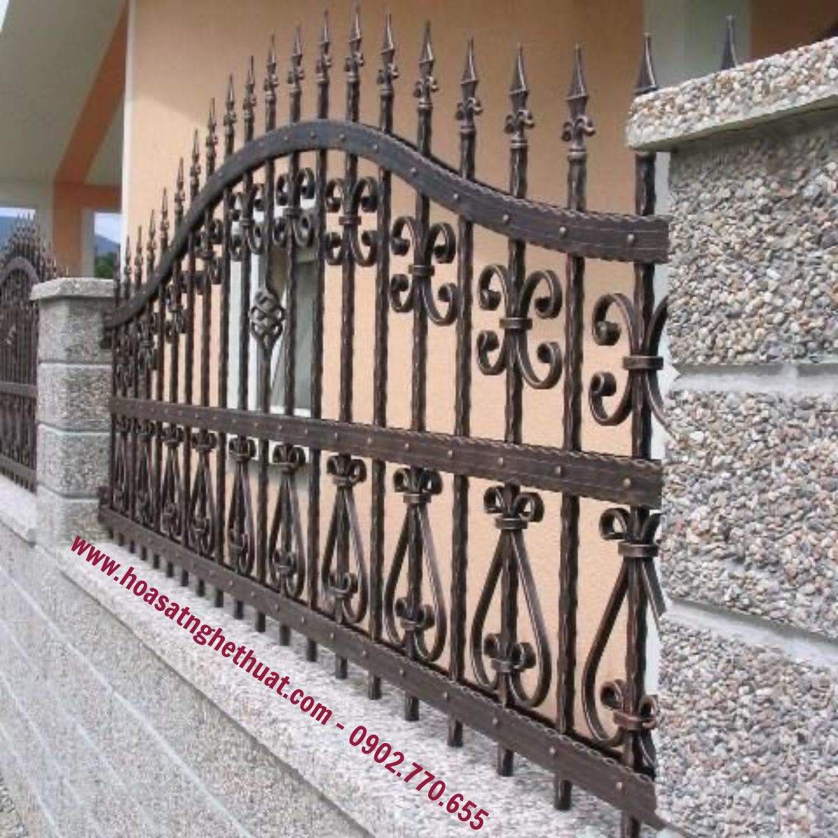 hàng rào biệt thự sân vườn bằng sắt rèn mỹ thuật, hàng rào biệt thự sân vườn bằng sắt rèn mỹ thuật,