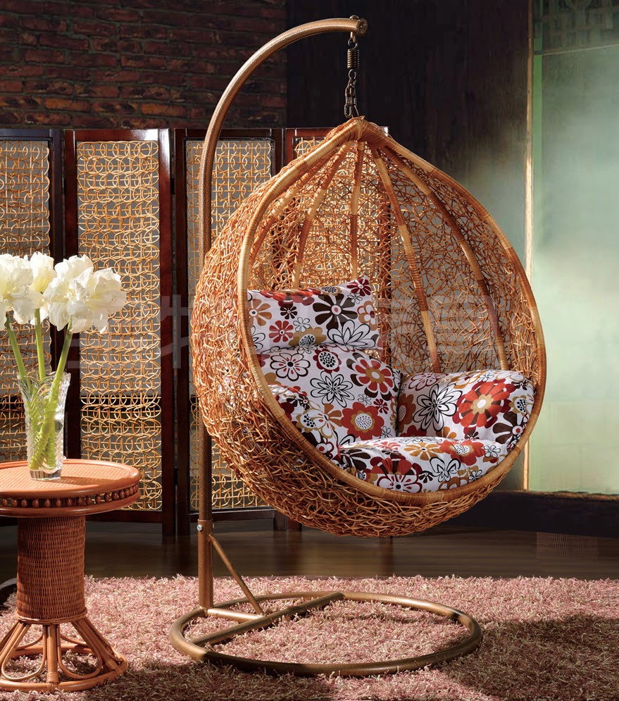 Xích đu nhựa giả mây hình trứng Xích đu nhựa giả mây hình trứng