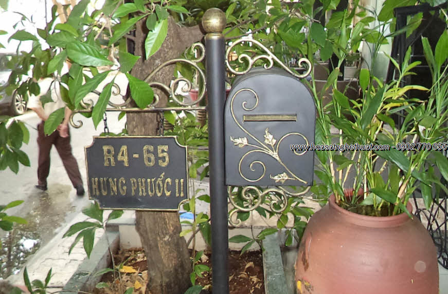 Thùng thư sắt nghệ thuật sang trọng KH-TT001 Thùng thư sắt nghệ thuật sang trọng KH-TT001