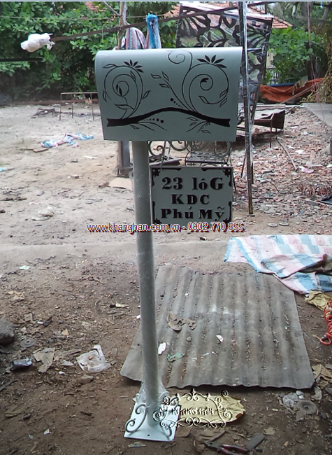 Thùng thư sắt mỹ thuật cho ngoại thất nhà biệt thự đẹp KH14-TT002 Thùng thư sắt mỹ thuật cho ngoại thất nhà biệt thự đẹp KH14-TT002