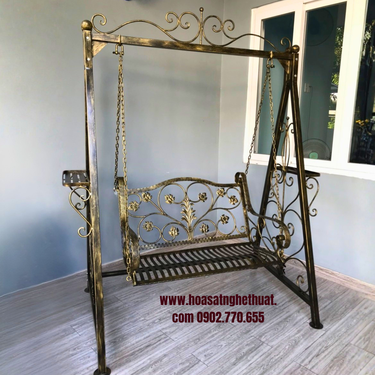 GGhế xích đu bằng sắt uốn mỹ thuật KH-XD022 Ghế xích đu bằng sắt uốn mỹ thuật KH-XD022