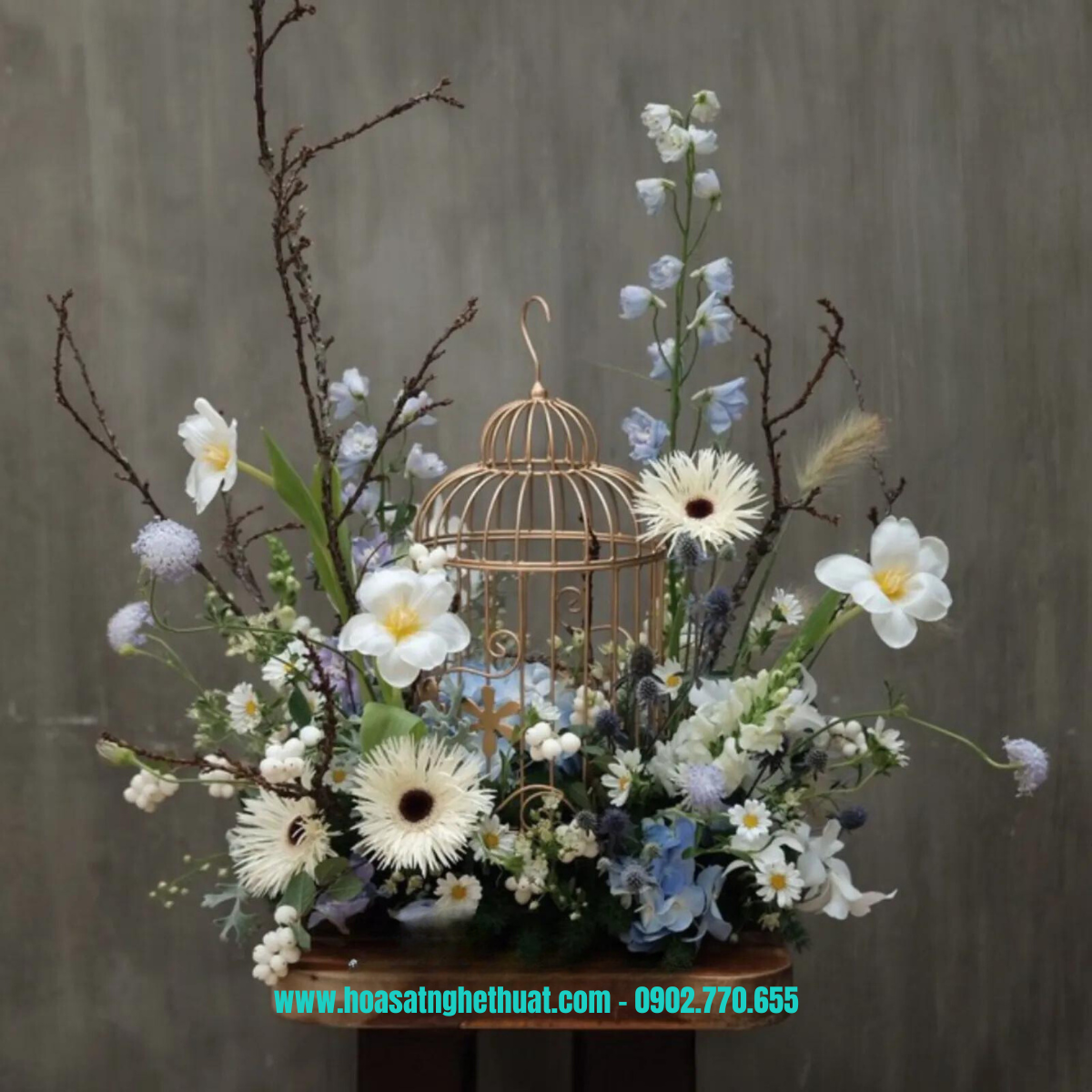 Lồng chim trang trí hoa bằng sắt uốn Lồng chim trang trí hoa bằng sắt uốn