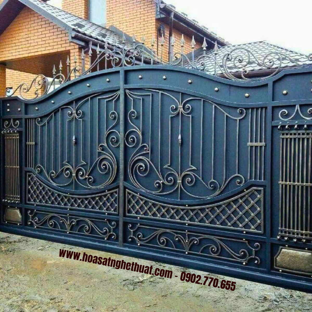 Thiết kế độc đáo của cổng sắt rèn nghệ thuật cho biệt thự sân vườn Thiết kế độc đáo của cổng sắt rèn nghệ thuật cho biệt thự sân vườn