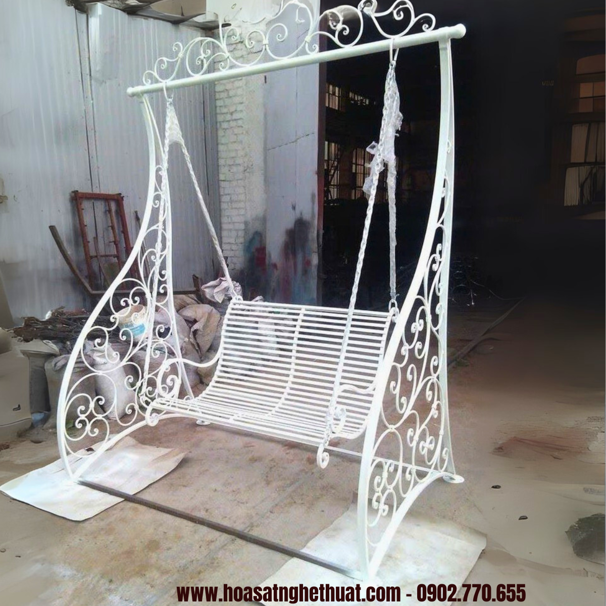 Xích đu sắt ngoài trời KH25-XD02 Xích đu sắt ngoài trời KH25-XD02