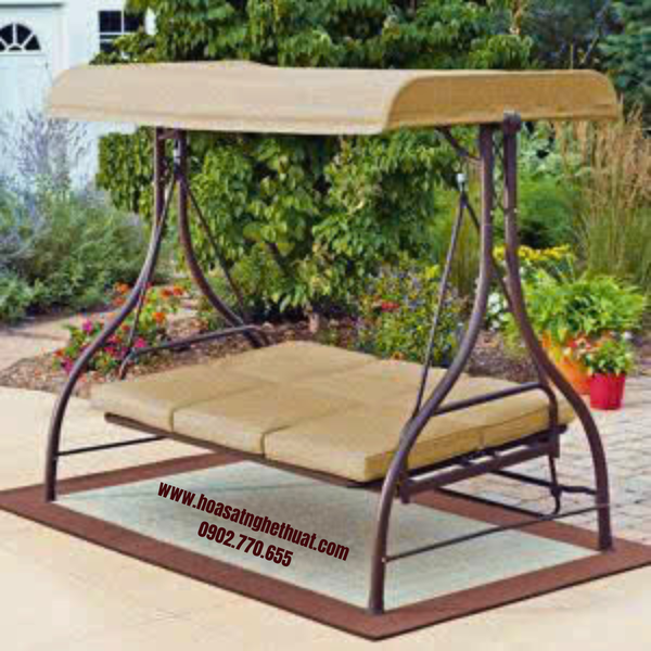 Swings iron art with youthful design, simple