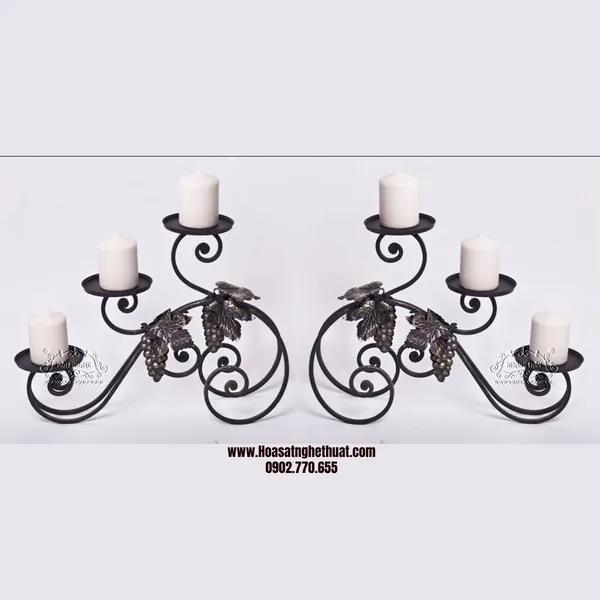Candlesticks iron art beautiful picture graceful grapes