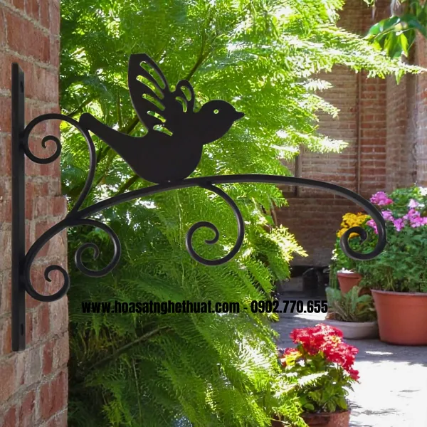 Eke iron art