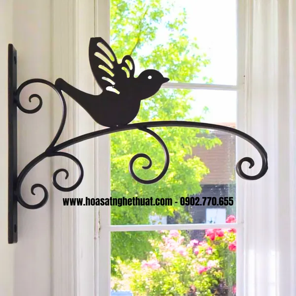 Eke iron art