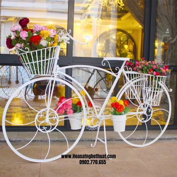 Xe Đạp Hoa Sắt Mỹ Thuật Trang Trí Cho Lễ Hội