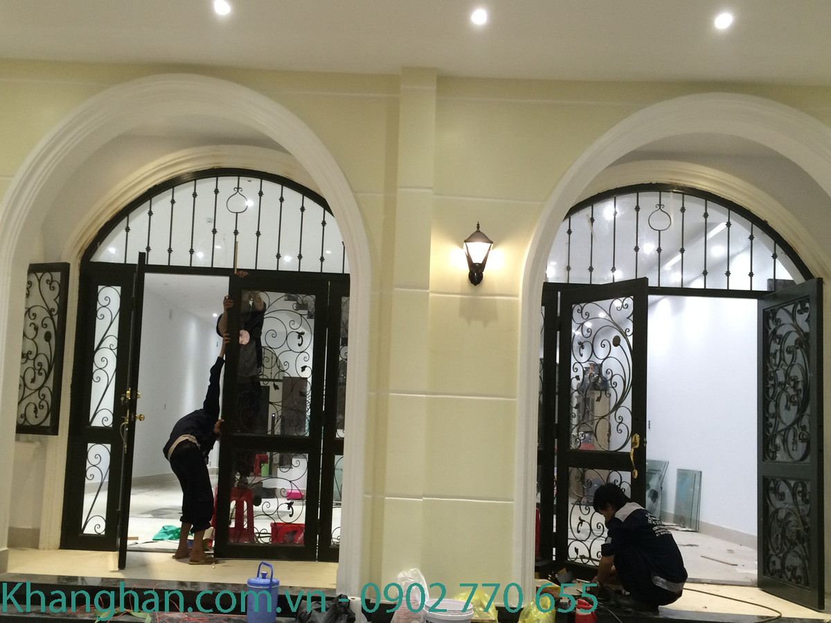 Sắt rèn nghệ thuật tôn vinh cuộc sống hiện đại