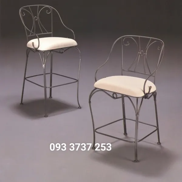 GHẾ BAR SẮT MỸ THUẬT KIỂU DÁNG ĐỘC ĐÁO