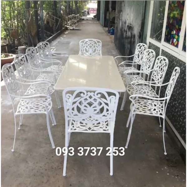 BỘ BÀN SẮT CNC NGHỆ THUẬT SANG TRỌNG