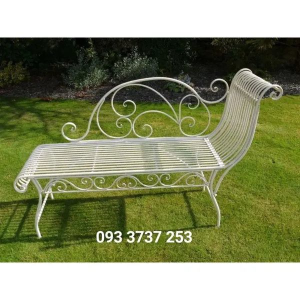 GHẾ DÀI THƯ GIẢN NGOÀI TRỜI BẰNG SẮT UỐN NGHỆ THUẬT