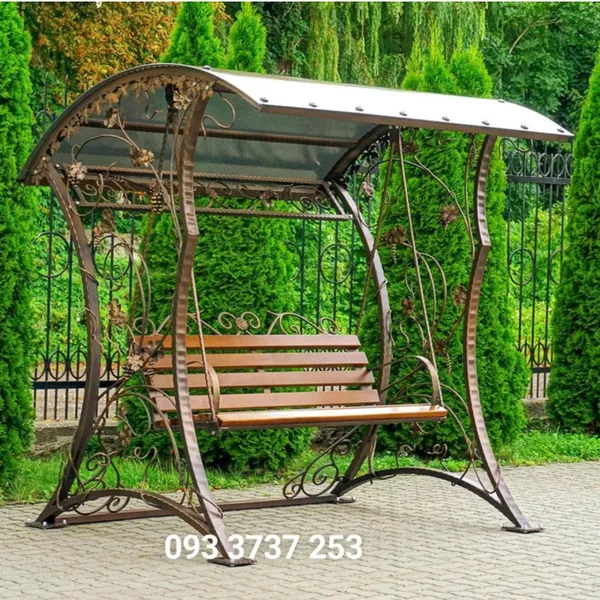 MẪU XÍCH ĐU SẮT PHONG CÁCH CHÂU ÂU SANG TRỌNG