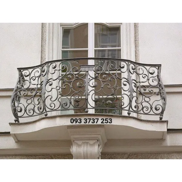 BAN CÔNG SẮT RÈN MỸ THUẬT