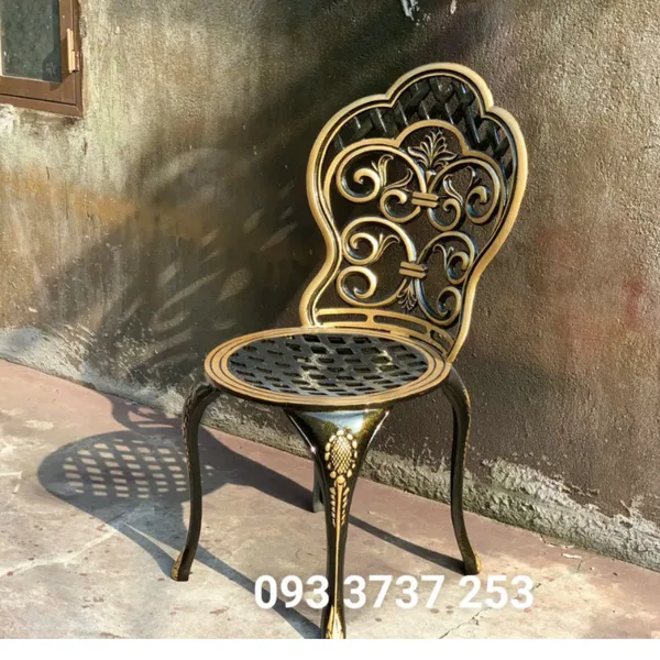 GHẾ NHÔM ĐÚC HỌA TIẾT ĐAN CHÉO ĐẸP 