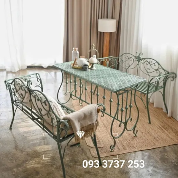BỘ BÀN GHẾ SẮT RÈN HOA VĂN DUYÊN DÁNG