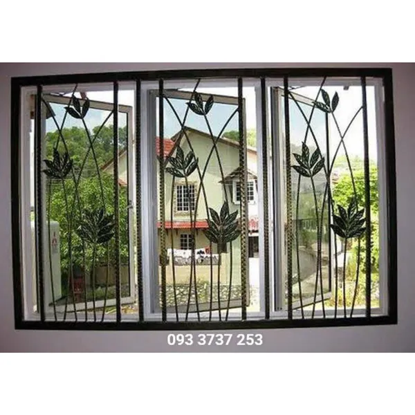Khung bảo vệ cửa sổ họa tiết chiếc lá KH25 - CS0012