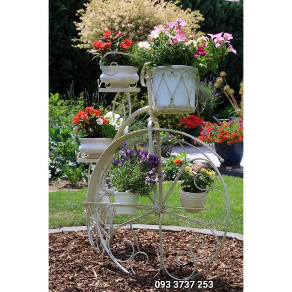 MẪU XE ĐẠP SẮT HOA VĂN UỐN DUYÊN DÁNG