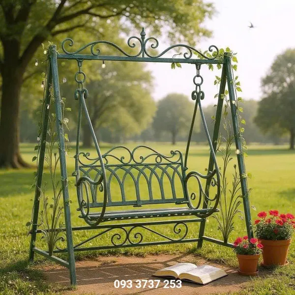 XÍCH ĐU NGOÀI TRỜI SẮT MỸ THUẬT