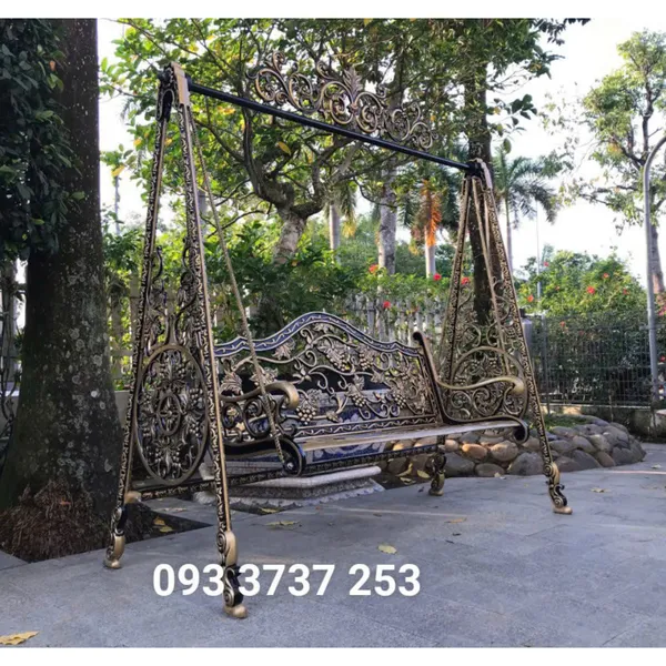 XÍCH ĐU NHÔM PHONG CÁCH CỔ ĐIỂN CHÂU ÂU