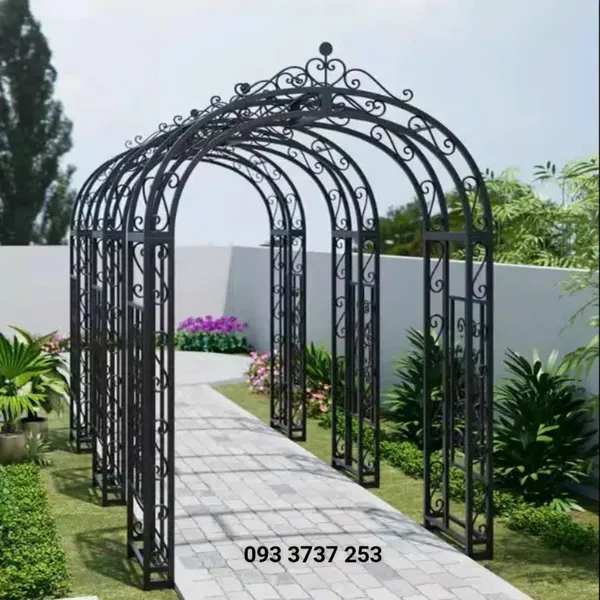 VÒM CỔNG SẮT RÈN HOA VĂN CỔ ĐIỂN
