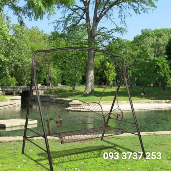 XÍCH ĐU NGOÀI TRỜI SẮT MỸ THUẬT