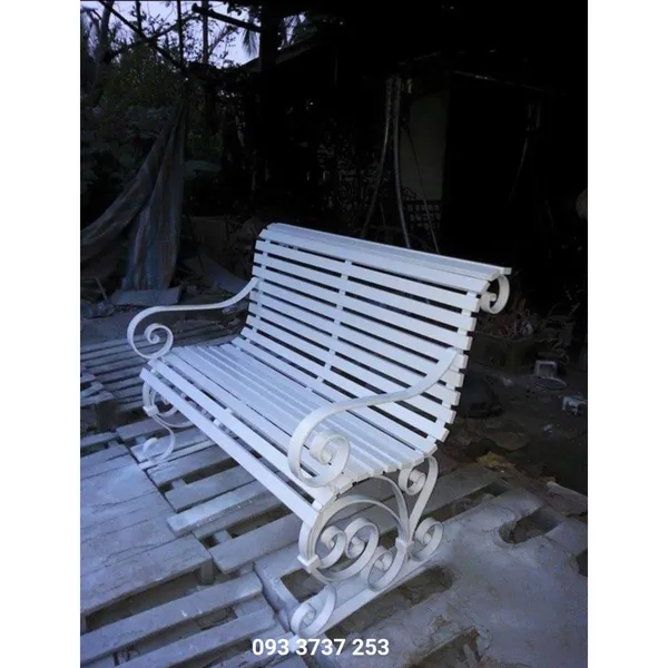 GHẾ BĂNG DÀI SẮT MỸ THUẬT UỐN HOA VĂN