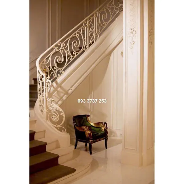 Cầu thang sắt mỹ thuật Khang Hân