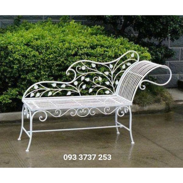 GHẾ NẰM DÀI SẮT RÈN KIỂU CỔ ĐIỂN