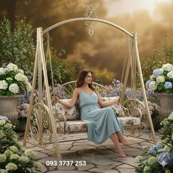 XÍCH ĐU SẮT PHONG CÁCH CỔ ĐIỂN PHÁP SANG TRỌNG