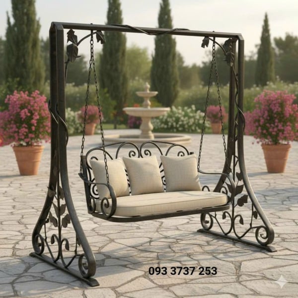 XÍCH ĐU SẮT MỸ THUẬT ĐẸP ẤN TƯỢNG TẠI HCM