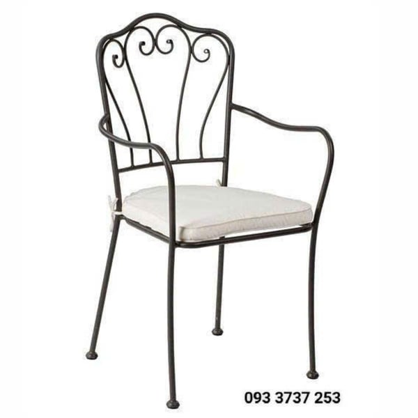 GHẾ SẮT ĐƯỢC NHIỀU CHỦ QUÁN CAFE CHỌN LỰA